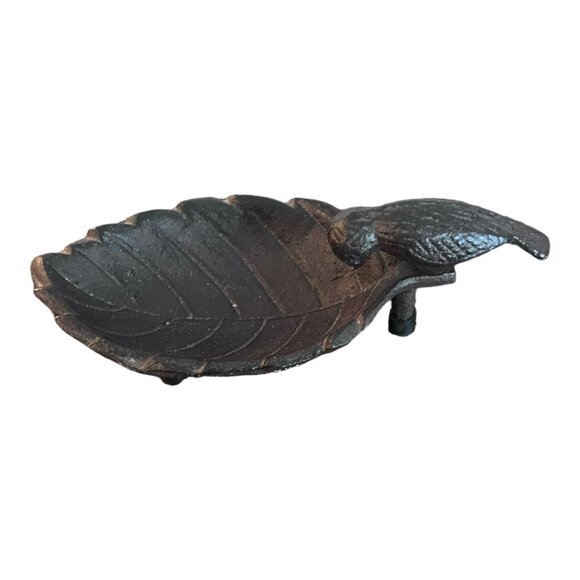 Cast Iron Bird on Leaf Feeder Dish Tabletop Decoration Footed Heavy Rustic - Picture 2 of 7